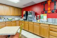 Quality Inn Junction City Near Fort Riley - Breakfast