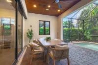 Private Pool Oasis Minutes to Naples’ Best Beaches Hotels in Naples Park