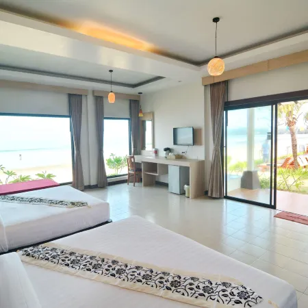 Golden Bay Cottage