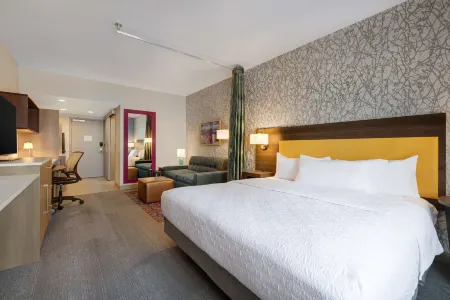 Home2 Suites by Hilton Las Vegas I-215 Curve