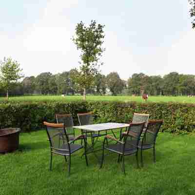 Cozy Apartment in Enschede Near Forest Hotel Exterior