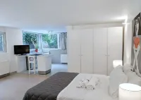 Vivo Apartments Hotels in Chalandri