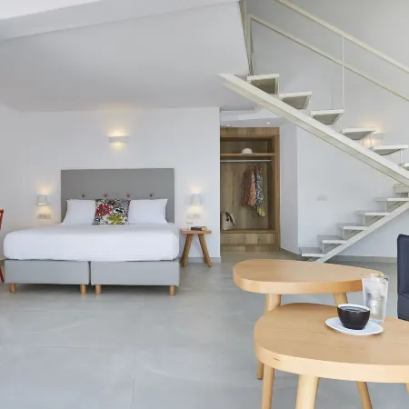 Aperanto Suites