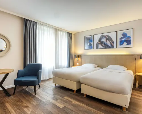 Park Inn by Radisson Antwerpen City Centre Hoteles cerca de Parque Temático Atlantis (Funparks)