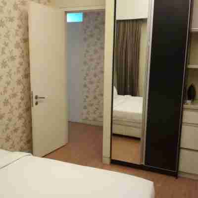 Queens Service Suite at Swiss Garden Residences Rooms