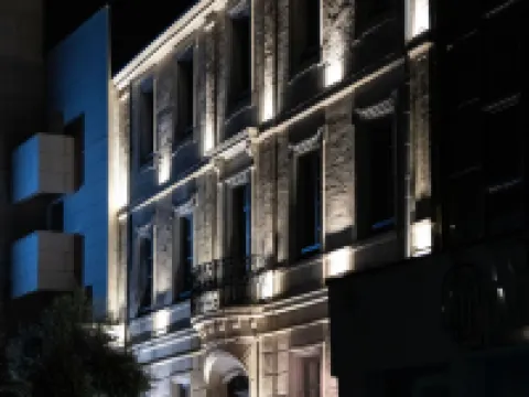 เมอร์เคียว อาร์ลส์ เซ็นเตอร์ อารีนส์ โรงแรมในอาร์ล