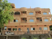 Hotel Raj Palace Hotels in Khargone