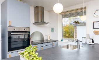 6 Person Holiday Home in Hemmet