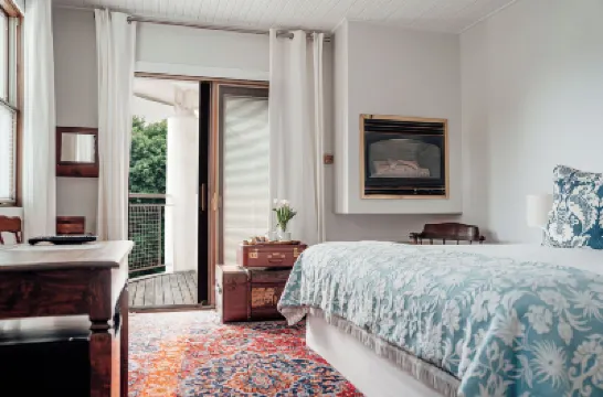 The Kent Motel Hotels near Botanical Gardens