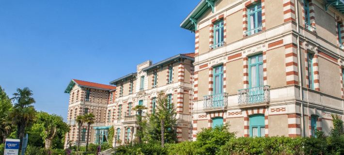 Résidence de Tourisme Vacances Bleues Villa Regina Hotels in Arcachon