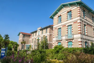 Résidence 3 étoiles Villa Régina Arcachon - Vacances Bleues Hôtels à proximité de : Palais des Congrès