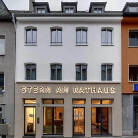 Stern am Rathaus Отели рядом с достопримечательностью «Площадь Альтер Маркт»