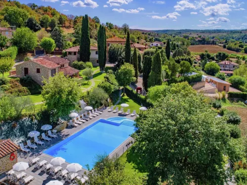 Farmhouse Umbria-Tuscany with Pool - Homestays