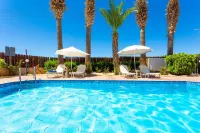 Queens Paradise 1 - Private Pools