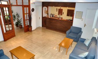 Castri Hotel