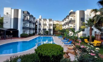 Summer Rose Hotel