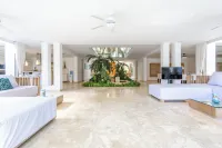 Luxury Villa Waterfall - Pool & BBQ
