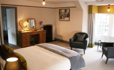 The Cross at Croscombe Hotels in Croscombe