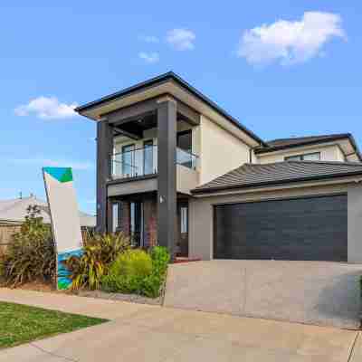 Werribee Gem Luxe Home Family Getaway 6Bed Netflix Hotel Exterior