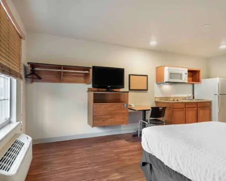 Extended Stay America Select Suites - Atlanta - Alpharetta Hotels in Forsyth County