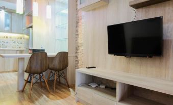 Comfy 1Br Apartment Casa de Parco Central BSD City