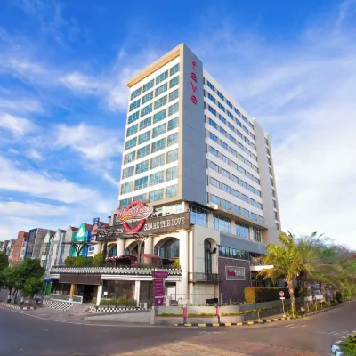 Favehotel Solo Baru Hotels near The Park Solo