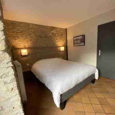Logis Hôtel Saint Nicolas Rooms