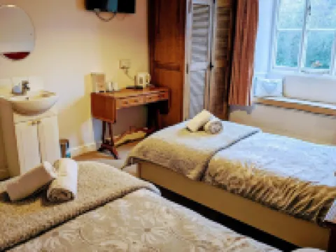 Bartholomew Arms Hotels in Towcester