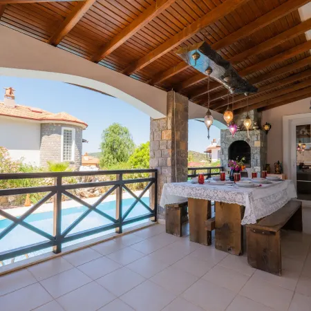 Infinity Flora Villa