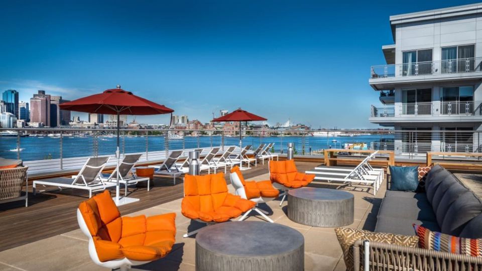 Global Luxury Suites East Boston