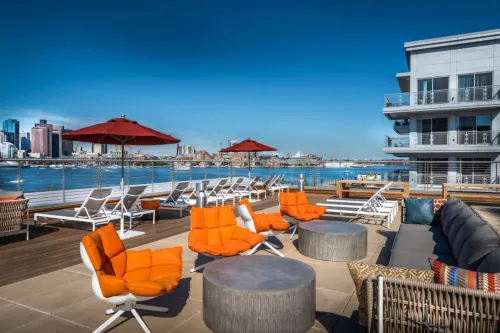 Global Luxury Suites East Boston - Condos