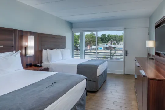 Crosswinds Motel Hotel di 