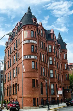 Hotel Brexton, Trademark Collection by Wyndham Отели рядом с достопримечательностью «Американ Виженари Арт Музеум»