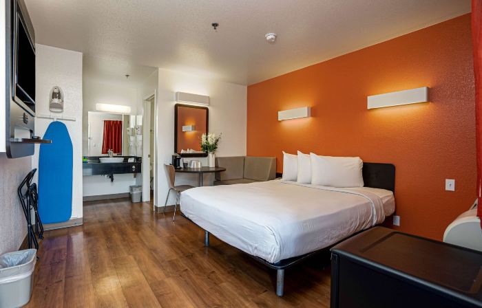 Motel 6 Temecula, CA - Historic Old Town