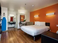 Motel 6 Temecula, CA - Historic Old Town Hotels in Temecula