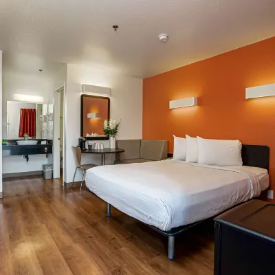 Motel 6 Temecula, CA - Historic Old Town Hotels near Temecula
