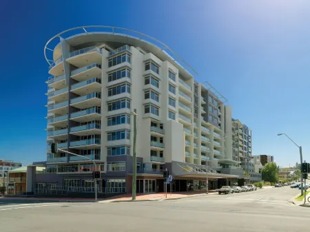 Adina Apartment Hotel Wollongong