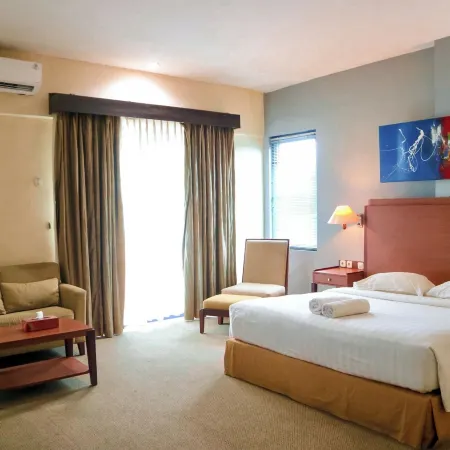 Hotel Mariat Sorong Отели в г. Соронг