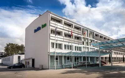 Baltic Inn Hotel di Niechorze