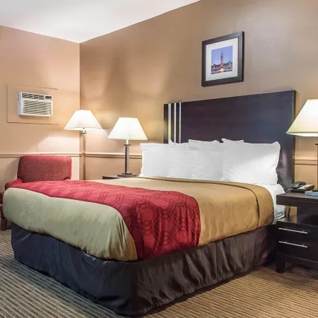 Econo Lodge Downtown Hotels in Ottawa