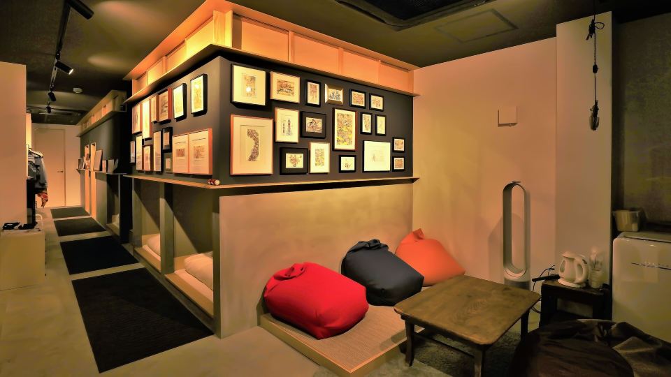 AET HOTEL