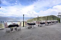 Goroomgo Shining Star Resorts (Khajjiar , Himachal Pradesh) Hotels in Khajjiar