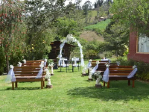 Ilatoa Lodge Hoteles en Tumbaco