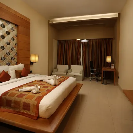 Grand Estancia Salem