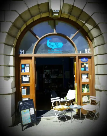 Hull Trinity Backpackers Отели рядом с достопримечательностью «Университет Халл»