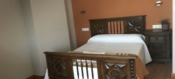 Hostal El Horno Отели в г. Бьерсо