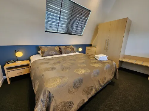 Semaphore Blue Apartments