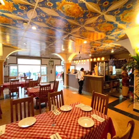 Little Italy Hotel Отели в г. Тонгатапу
