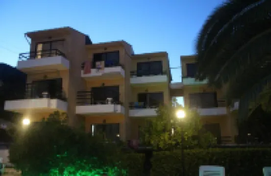 Le Mirage Hotel