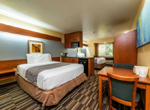 Microtel Inn & Suites by Wyndham Ocala